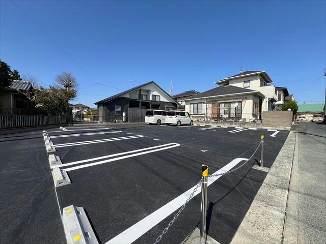 コンテ吉川の物件外観写真