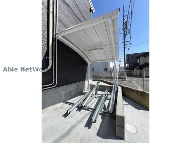 コンテ吉川の物件外観写真