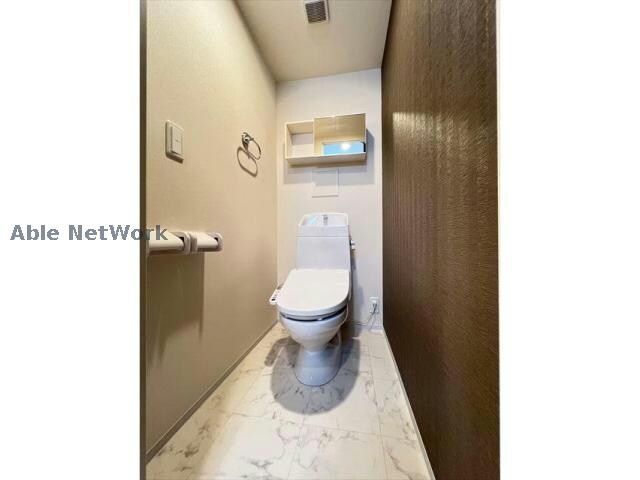 コンテ吉川の物件内観写真