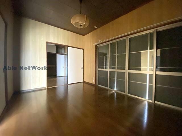 牧野町貸家（自社）の物件内観写真