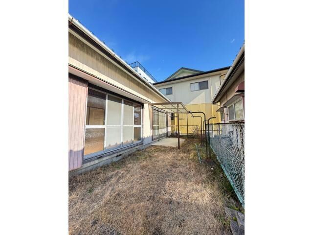 牧野町貸家（自社）の物件外観写真