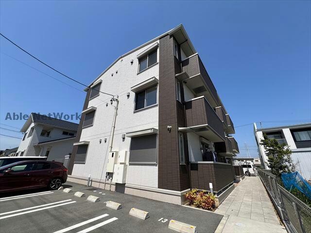 フィーミュールの物件外観写真