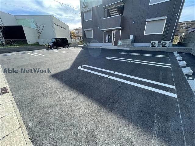 昴フィーアの物件外観写真