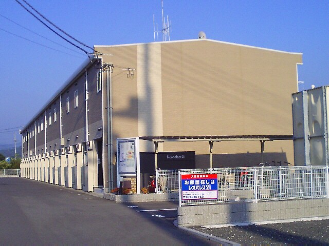 レオパレスベイサージュⅡ若宮の物件外観写真