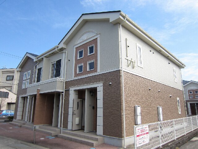 グレースコート　Ａの物件外観写真