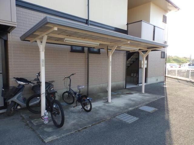 フロラシオン川内Ⅰの物件外観写真