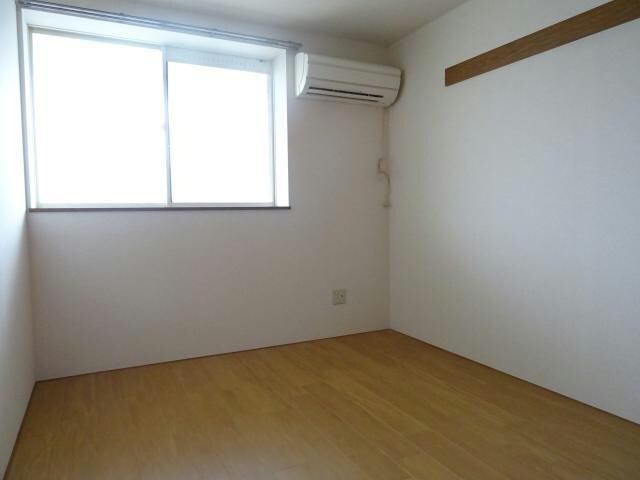 メゾンクレセラⅡの物件内観写真