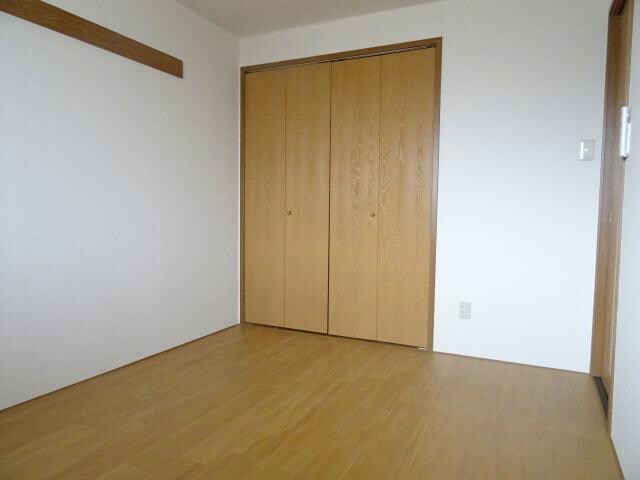 メゾンクレセラⅡの物件内観写真