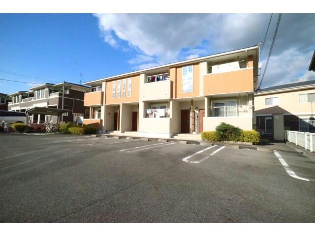 リバーサイドローレルの物件外観写真