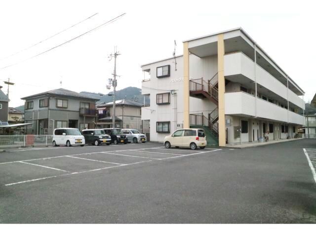 パストラルコートの物件外観写真