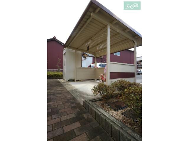 アヴェニールの物件外観写真