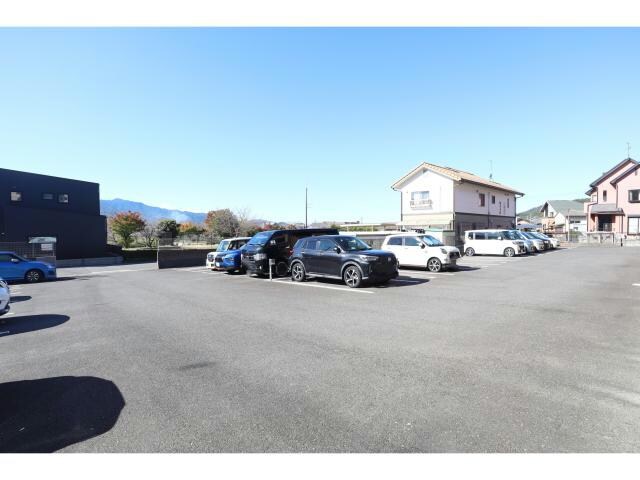 ブルージュⅢの物件外観写真