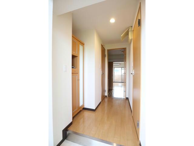 ロイヤルガーデン弐番館の物件内観写真