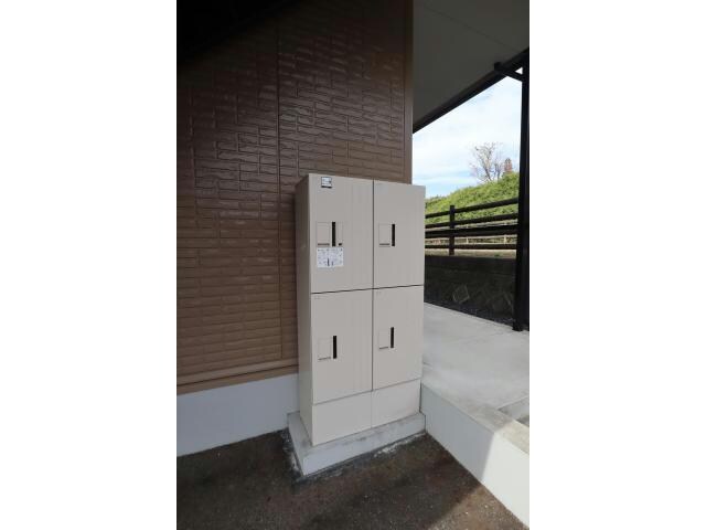 シャインヒルBの物件外観写真