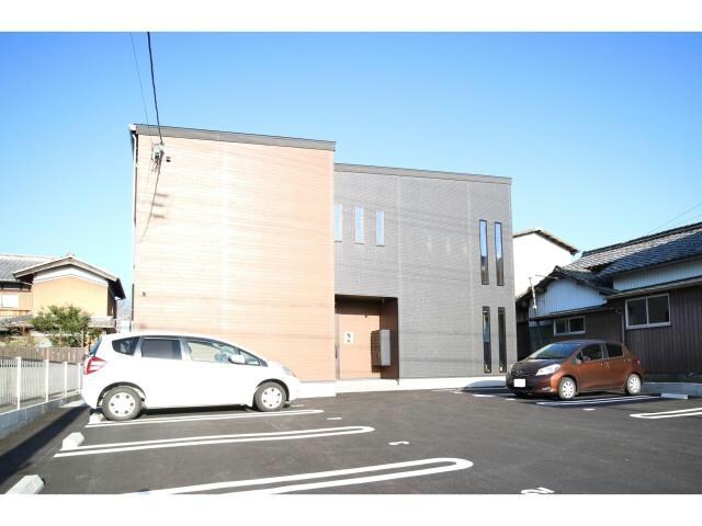 イオ・リアン日野の物件外観写真