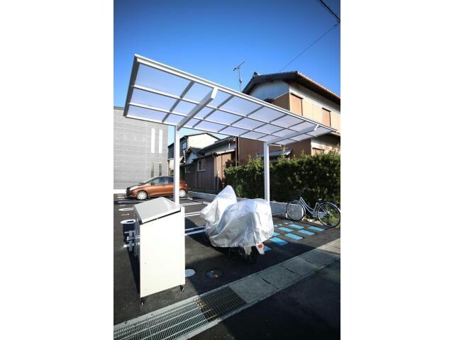 イオ・リアン日野の物件外観写真