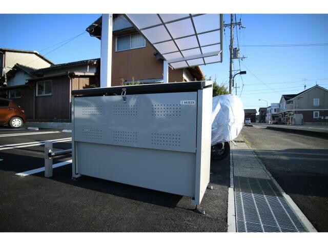 イオ・リアン日野の物件外観写真