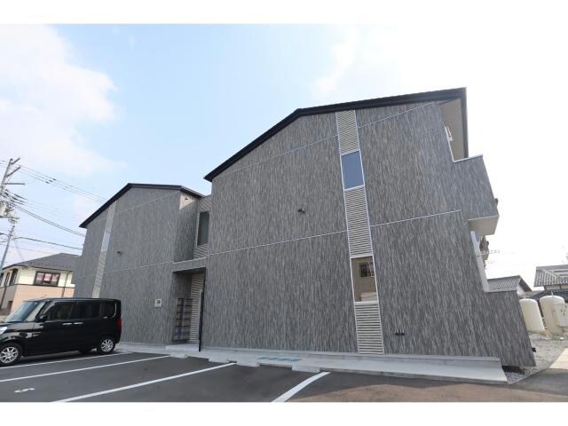 フォアール市子殿の物件外観写真