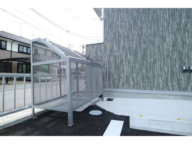 フォアール市子殿の物件外観写真