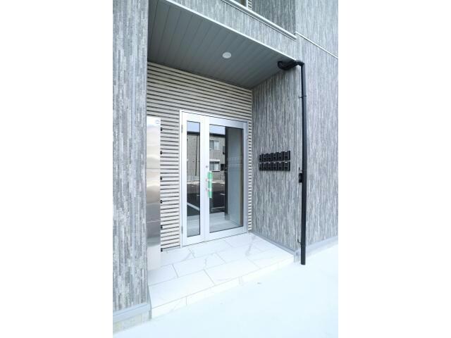 フォアール市子殿の物件外観写真