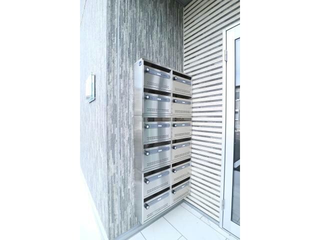 フォアール市子殿の物件外観写真