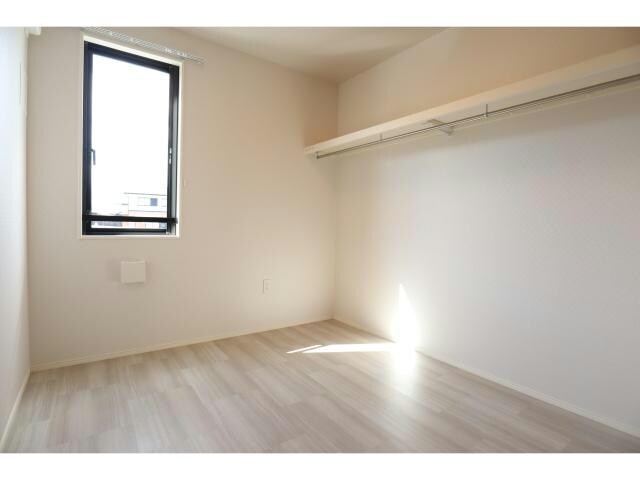 Famille Haneka Cの物件内観写真