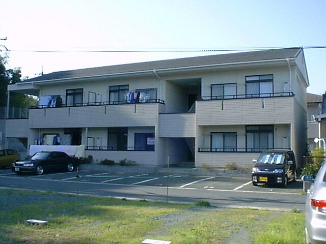 サンコートBの物件外観写真