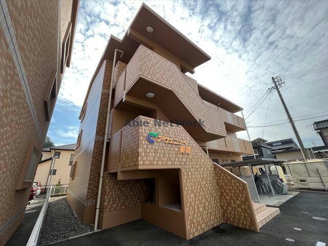 アヴェニュー美和の物件外観写真