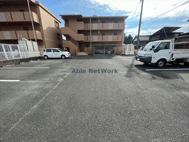 アヴェニュー美和の物件外観写真