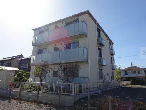 ラサーナ桂の物件外観写真