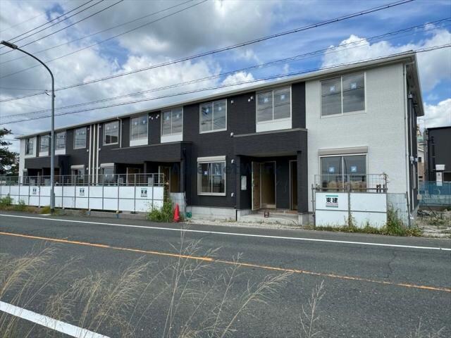 ルート1サイドの物件外観写真