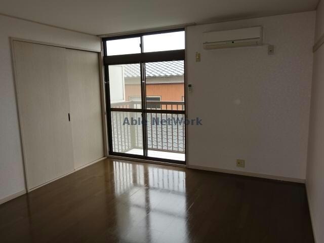 アプローズ東太田の物件内観写真