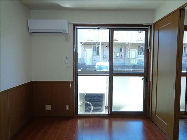 ノーブルタウン弐番館の物件内観写真