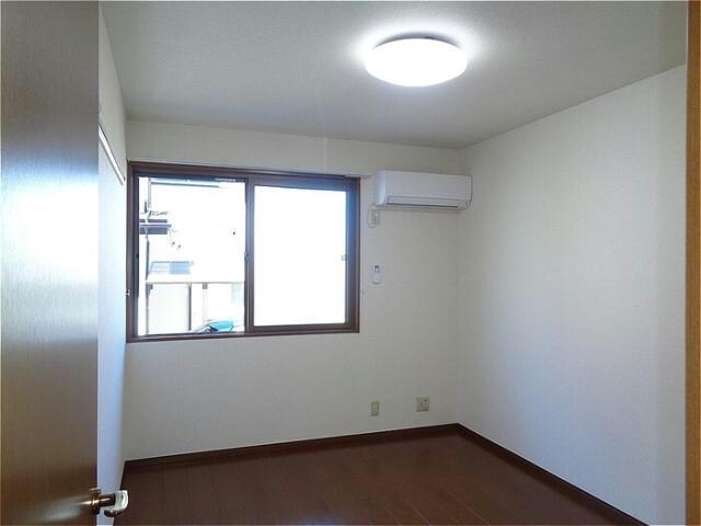 ノーブルタウン弐番館の物件内観写真