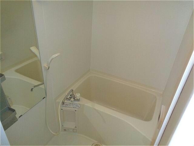 ノーブルタウン弐番館の物件内観写真