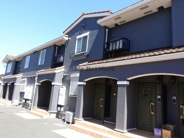 グローリアの物件外観写真