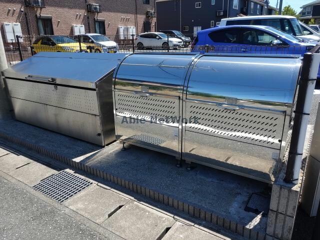 グローリアの物件外観写真