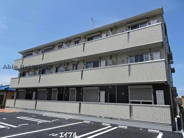 グラナータの物件外観写真