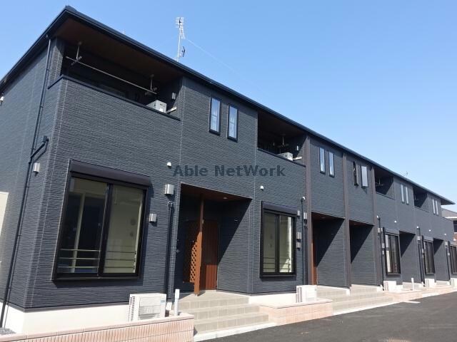 キャトルセゾンⅢの物件外観写真