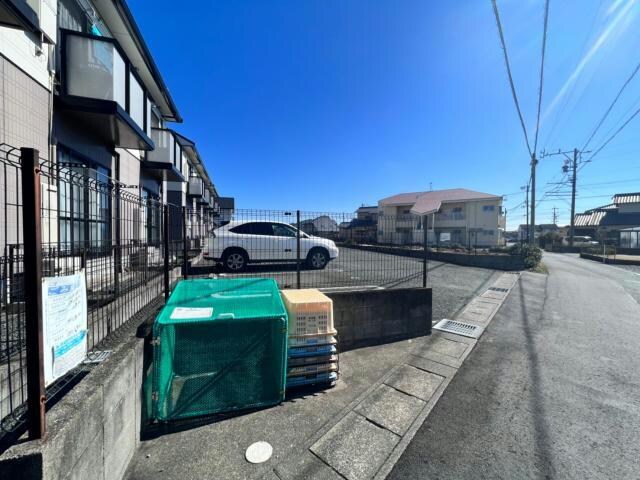 ポップハウスの物件外観写真