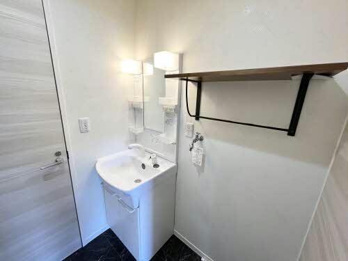 浜松駅 バス32分  伊佐見小学校下車：停歩1分 1階の物件内観写真