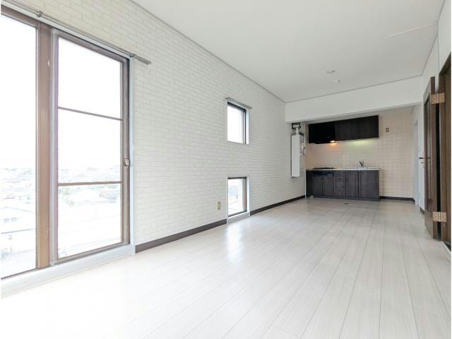 山手オックスフォードハウスの物件内観写真