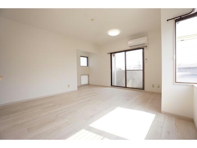 山手オックスフォードハウスの物件内観写真