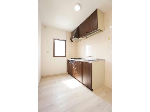 山手オックスフォードハウスの物件内観写真