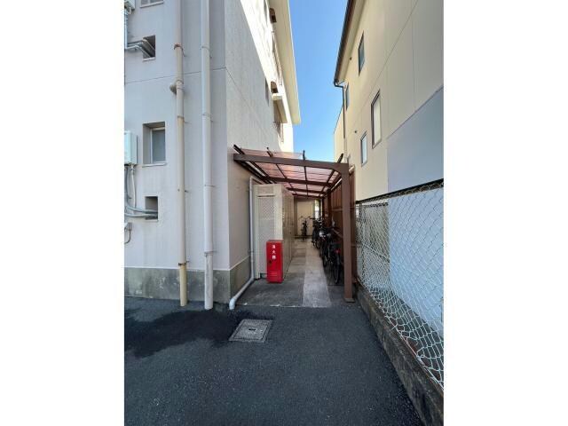 スカイラークの物件外観写真