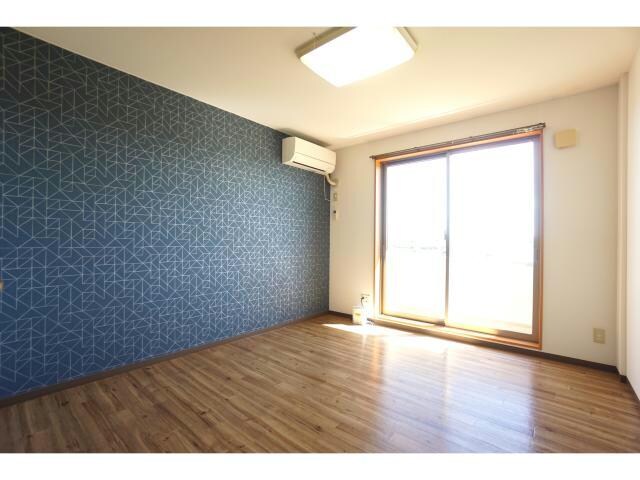 新居町駅 車移動5分  2km 3階の物件外観写真