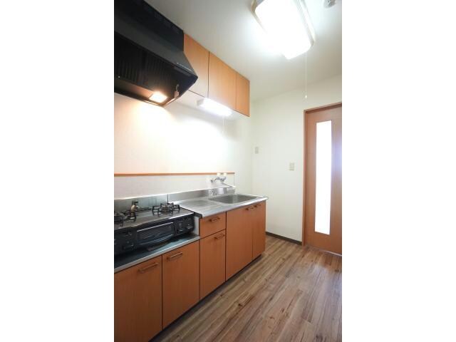 新居町駅 車移動5分  2km 3階の物件内観写真