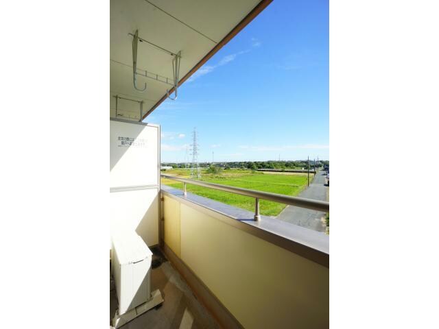 新居町駅 車移動5分  2km 3階の物件内観写真