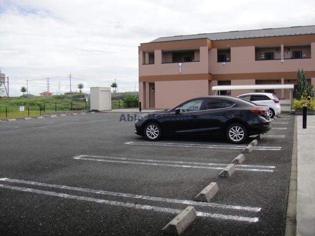 パブリックプレイスの物件外観写真