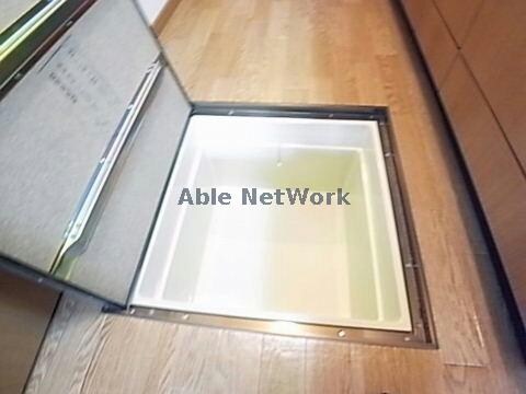 パブリックプレイスの物件内観写真